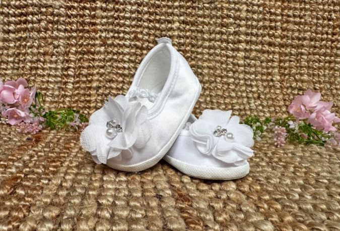 Baletki satynowe z kwiatem.jpg