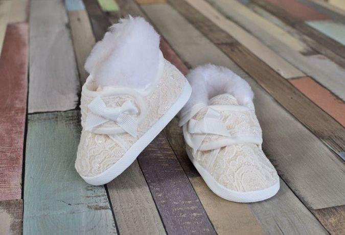 M022 koronka Ecru.JPG